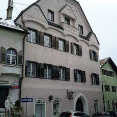 Bürgerhaus, Gericht, Hohes Haus