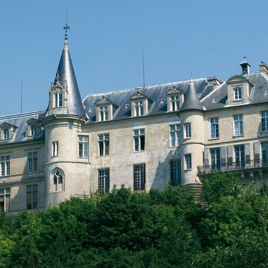 Châteaux de Mello
