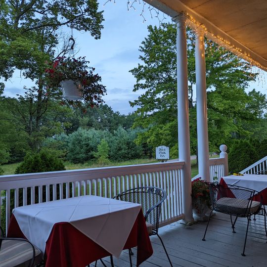 Deer Park Hotel