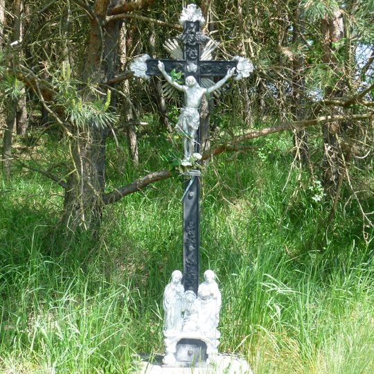 Kříž u cesty z Koněšína do Kozlan