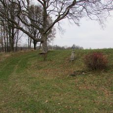 Kříž u cesty z Chvojnova do Pálenky