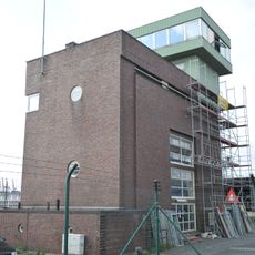 Nordschleuse, Maschinenhaus am Binnenhaupt