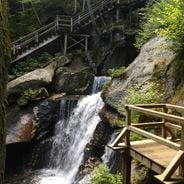 Verborgene Orte im New Hampshire zwischen weißen Bergen und alten Wäldern