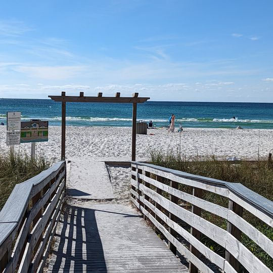 Edgewater Beach & Golf Resort