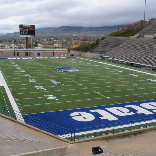 Maverik Stadium, Utah State