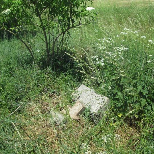 Kříž západně od Vysokého Sedliště