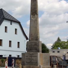 Stone guidepost in Ohrazenice