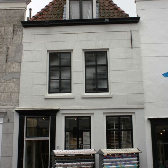 Langeviele 77, Middelburg