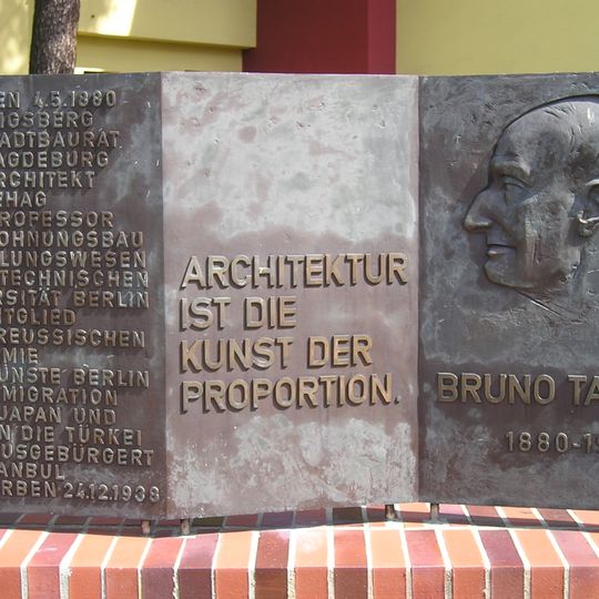Gedenktafel für Bruno Taut