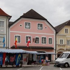 Stadtplatz 33