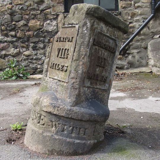 Milestone 25 Metres North Of Manor House At Ngr Sd 477 660