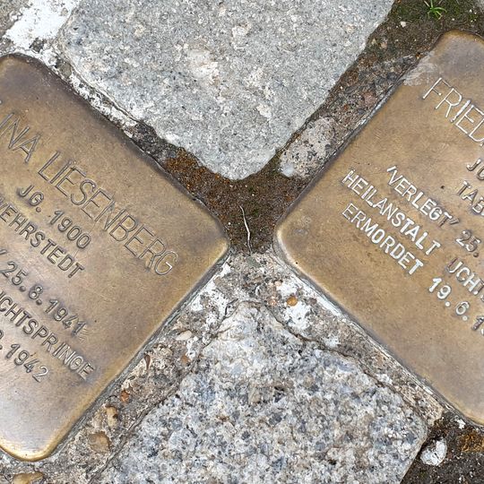 Stolperstein en memoria de Lina Liesenberg