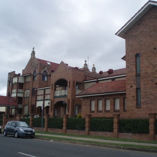 The Range Convent and High School