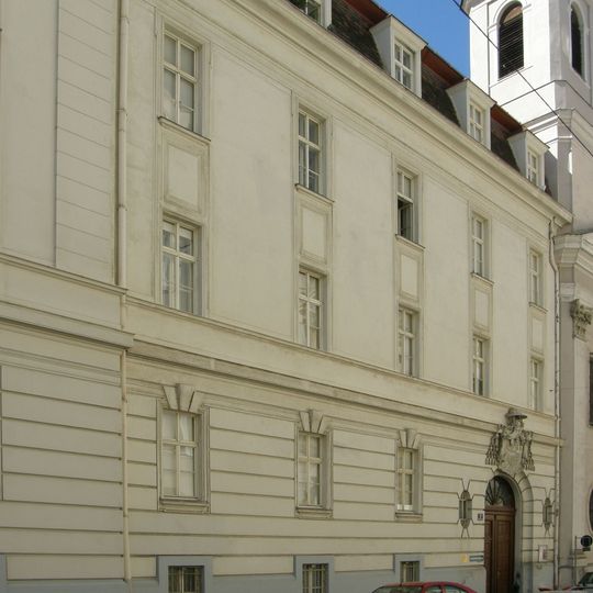 Erzbischöfliches Alumnatsgebäude