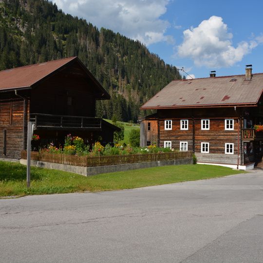 Wirtschaftsgebäude Matzen