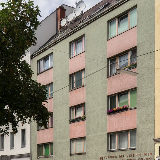 Wohnhausanlage Grundsteingasse 66