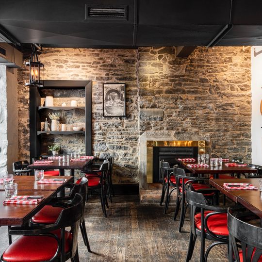 Bevo Bar-Pizzeria