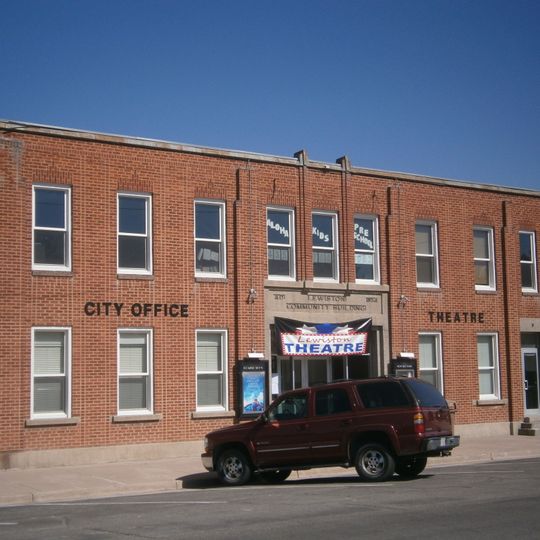Lewiston Community Building
