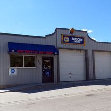 Sargent's Garage