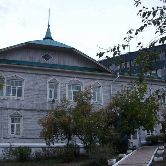 Здание бывшего сельхозтехникума, где в годы Великой Отечественной войны размещался эвакогоспиталь № 1845