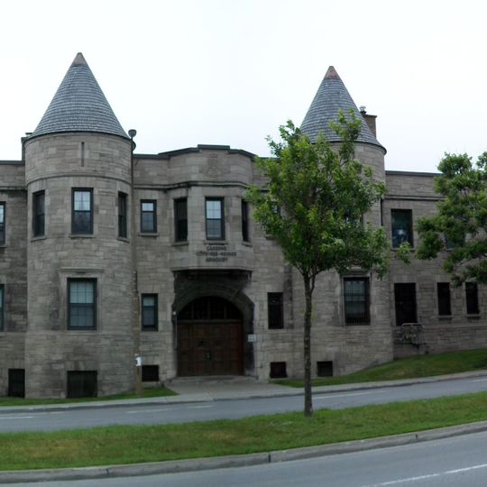 Manège militaire Côte-des-Neiges