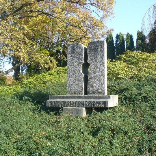 Pomník Augusta Strádala v Pražské ulici v Krásné Lípě