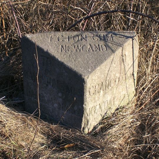 Milestone, Arrad Foot