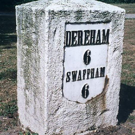 Milestone, W corner of Moor Lane, Little Fransham