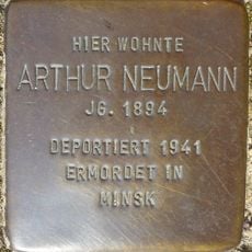 Stolperstein dedicated to Arthur Neumann