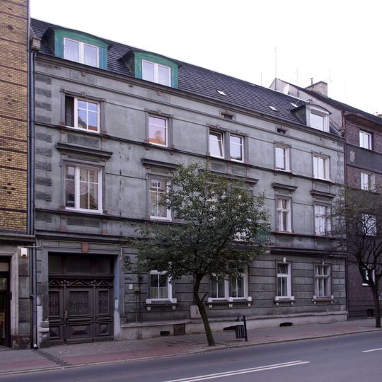 2 Waryńskiego Street in Nowa Sól