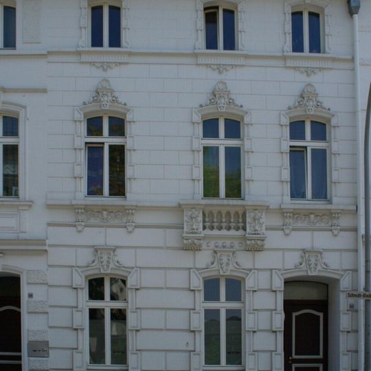 Schmidt-Bleibtreu-Straße 30