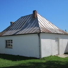 Kostnica, ob. dom katechetyczny