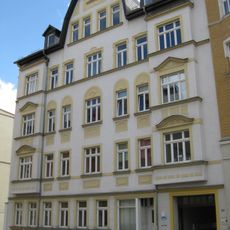 Mietshaus in geschlossener Bebauung konzipiert Lutherstraße 65