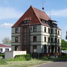 Wohnhaus in offener Bebauung Fichtestraße 1