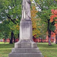 Statue of Queen Victoria