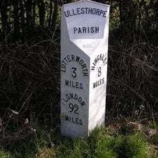 Milepost, opp. Milestone Cottage & Normanton House Farm, E of Ullesthorpe