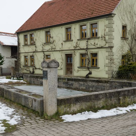 Hauptstraße, Pferdeschwemme