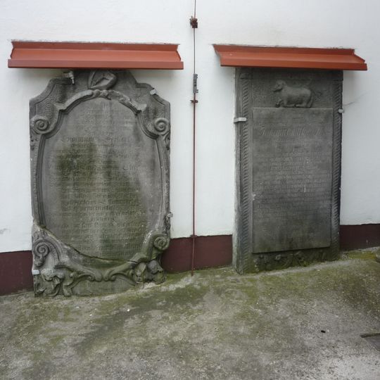 Cmentarz przy Kościele pw. Wniebowzięcia Naświętszej Marii Panny w Janowicach Wielkich