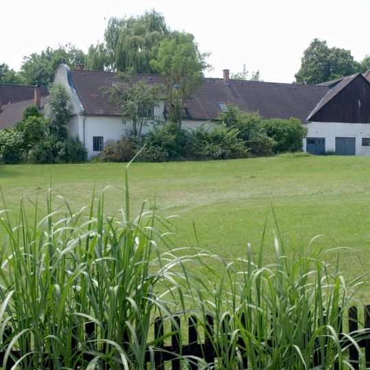 Ehem. Wirtschaftshof von Schloss Zwerbach