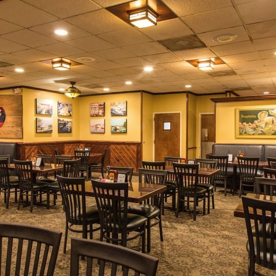 Deanie's Seafood Restaurant & Seafood Market
