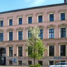 Pfarr- und Gemeindehaus