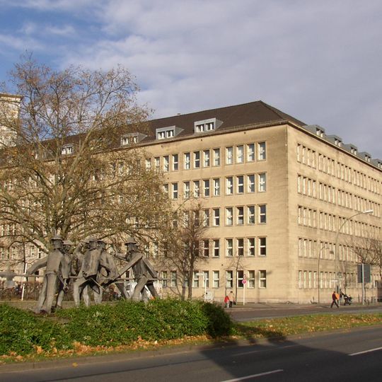 Verwaltungsgebäude der Rudolph-Karstadt-AG