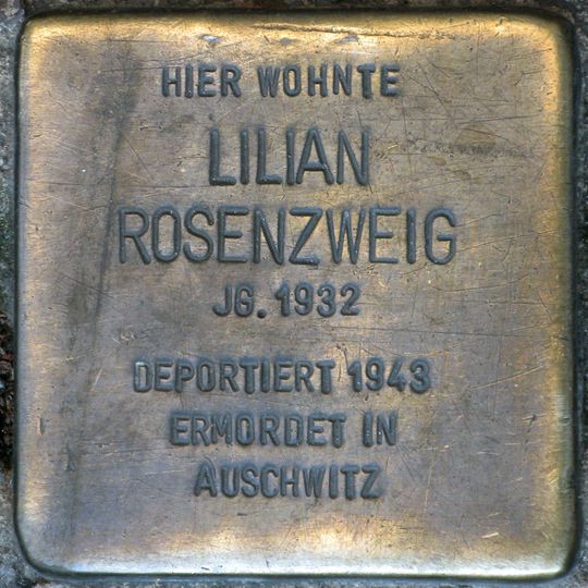 Stolperstein dedicated to Lilian Rosenzweig