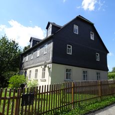 Ehemalige Schule, heute Wohnhaus Mittelbacher Dorfstraße 102