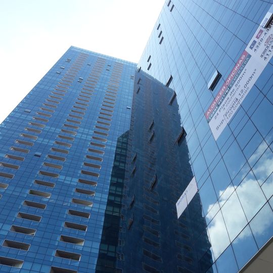 Torres Bellini Esmeralda