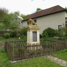 Pomník padlým ve Staré Rovni