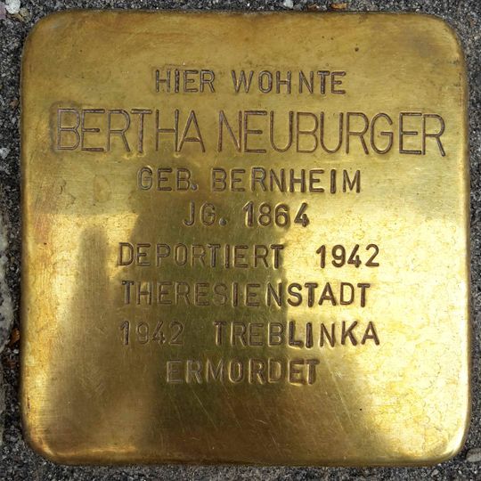 Stolperstein für Bertha Neuburger
