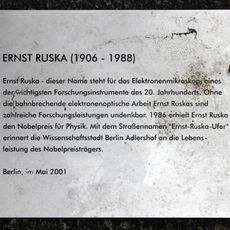 Commemorative plaque