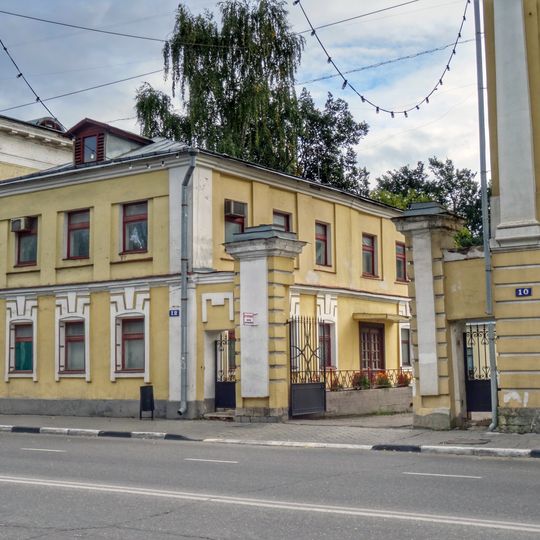 Флигель западный