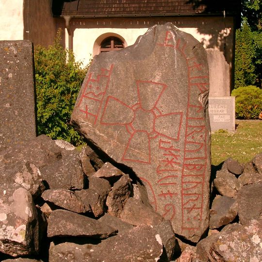 Upplands runinskrifter 470